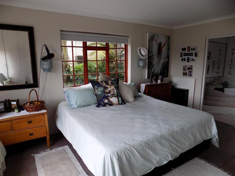 3 Bedroom Property for Sale in Fraaiuitsig Western Cape